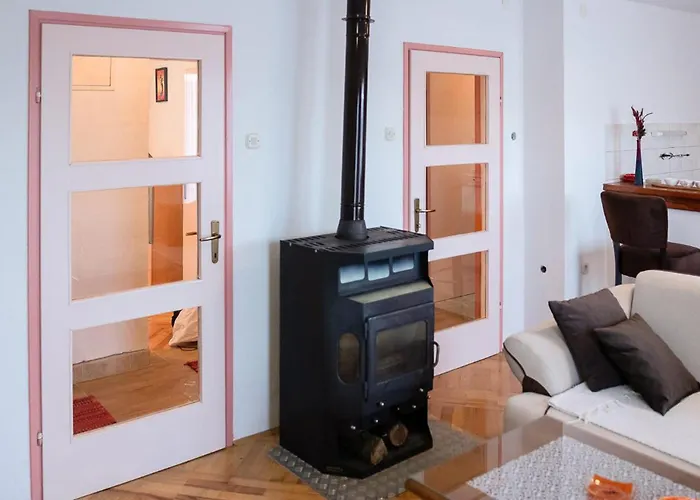 Cozy In With Wifi Appartamento *