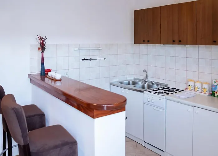 Apartman Cozy In With Wifi Srb